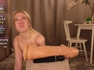 Cam4 Watch Live Sex Cams of KarenLowe