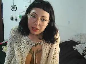 Cam4 Free Porn Cam of lovelydoll89303