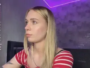 Cam4 Live Porn of GayleColorado