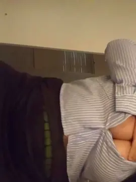 Cam4 Live Sex Cam of Lupita74