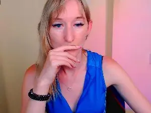 Cam4 Live Porn of LillyBluee