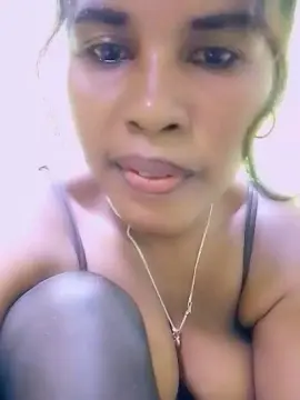 Cam4 Watch Live Sex Cams of Antoinella34