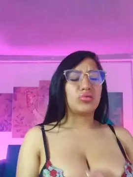 Cam4 Adult Video Chat of Sofi_hot4_