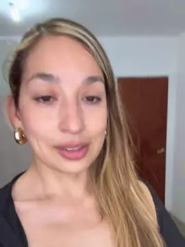 Cam4 Live Sex Cam of tamara225