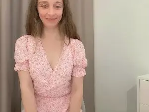 Cam4 Sex Cam of ShySchoolGrl