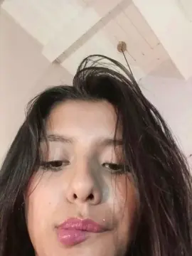 Cam4 Private Sex Chat of Yvonne_Collins