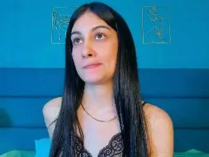 Cam4 Watch Live Sex Cams of DevineSimone