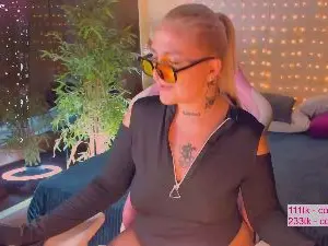 Cam4 Adult Webcam of Debbi_Taylor