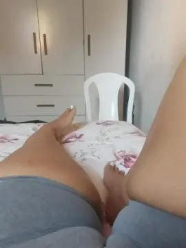 Cam4 Free Live Porn of jujualmeida4
