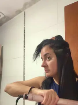 Cam4 Private Sex Chat of lola2032