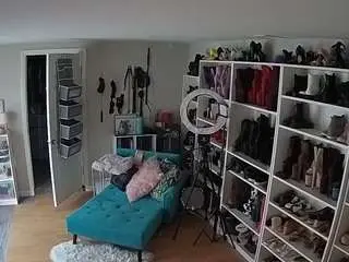 Camsoda Sex Cam of voyeurcam-missoliviablack-03