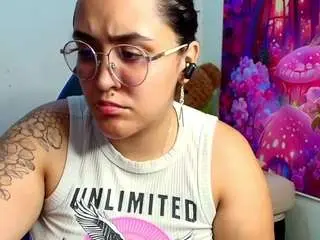 Camsoda Watch Live Sex Cams of secretcarol