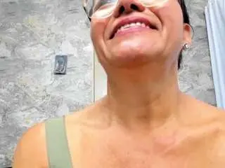 Camsoda Nude Webcam of maturepure