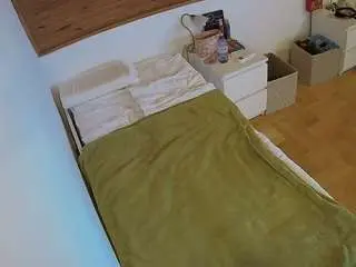 Camsoda Free Live Porn of voyeurcam-julmodels-greybed-1