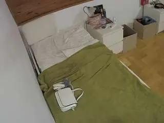 Camsoda Adult Webcams of voyeurcam-julmodels-greybed-1
