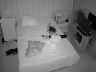 Camsoda Live Sex Cam of voyeurcam-casa-salsa-bedroom-1