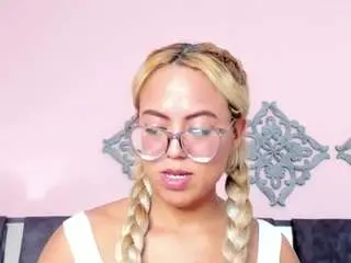 Camsoda Live Porn of criistybloom