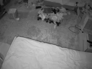 Camsoda Adult Webcams of voyeurcam-julmodels-whitebed-5