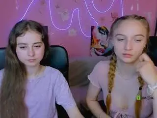 Camsoda Nude Webcam of salma-velvet