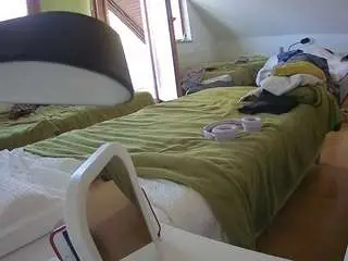 Camsoda Free Live Porn of voyeurcam-julmodels-bed-2