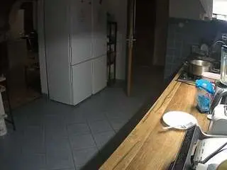 Camsoda Nude Webcam of voyeurcam-julmodels-kitchen