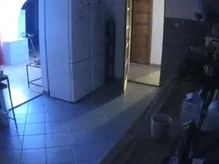 Camsoda Nude Webcam of voyeurcam-julmodels-kitchen