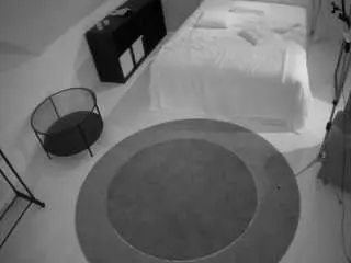 Camsoda Private Sex Chat of voyeurcam-julmodels-whitebed-1