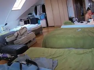 Camsoda Live Sex of voyeurcam-julmodels-bed-3