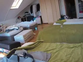 Camsoda Live Sex of voyeurcam-julmodels-bed-3