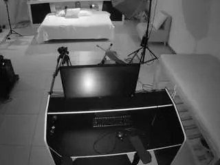 Camsoda Adult Video Chat of voyeurcam-jb-photo-studio