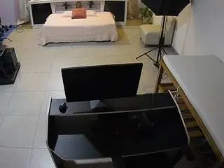 Camsoda Free Porn Cam of voyeurcam-jb-photo-studio