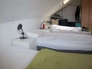 Camsoda Adult Webcams of voyeurcam-julmodels-bed-4