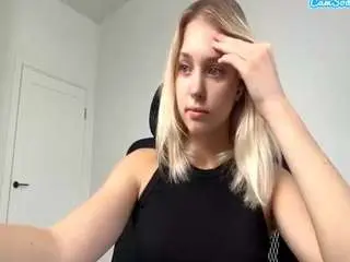 Camsoda Nude Webcam of twannasanchec