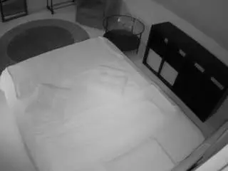 Camsoda Watch Live Sex Cams of voyeurcam-julmodels-whitebed-2