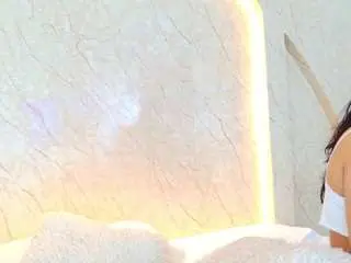 Camsoda Watch Live Sex Cams of antonellarusso