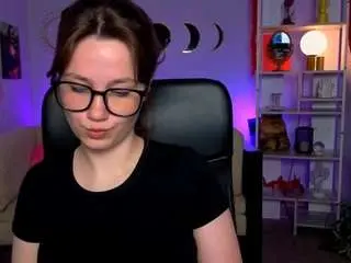 Camsoda Free Porn Cam of nikolo-rain