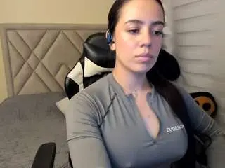 Camsoda Live Sex Cam of salomebrunette