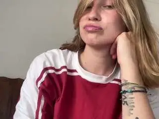 Camsoda Free Porn Cam of savvvannaxo