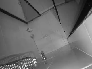 Camsoda Sex Chat of voyeurcam-jb-shower-2