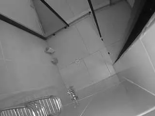 Camsoda Adult Webcams of voyeurcam-jb-shower-2