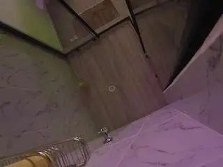 Camsoda Nude Webcam of voyeurcam-jb-shower-2