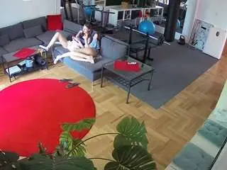 Camsoda Adult Webcam of voyeurcam-julmodels-living-2