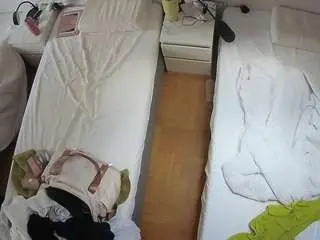 Camsoda Adult Webcam of voyeurcam-julmodels-bed-5