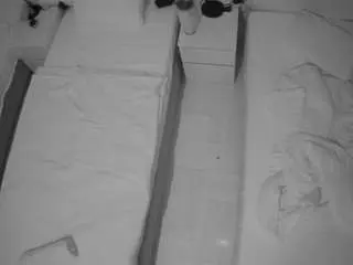 Camsoda Adult Webcam of voyeurcam-julmodels-bed-5