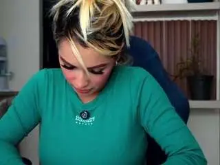 Camsoda Adult Webcam of mia-hott