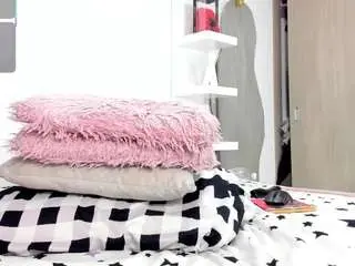 Camsoda Watch Live Sex Cams of queen-antonella-oficial