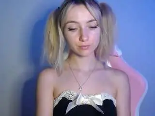 Camsoda Free Porn Cam of lucialittle