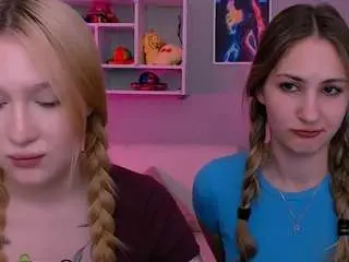 Camsoda Live Sex of playful-sophie