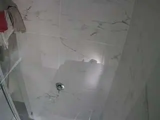 Camsoda Private Sex Chat of voyeurcam-casa-salsa-bathroom-11