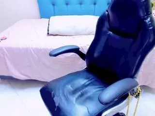 Camsoda Adult Webcam of nayla-garner